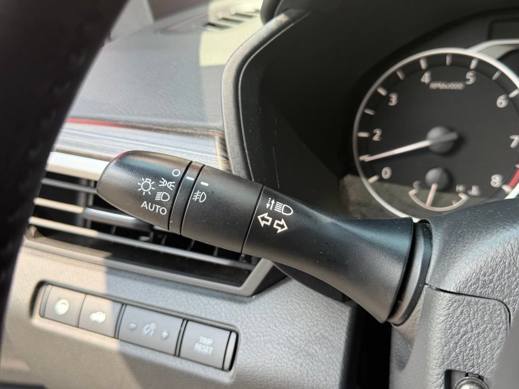 Used 2019 Nissan Altima 2.5 Platinum FWD image 17