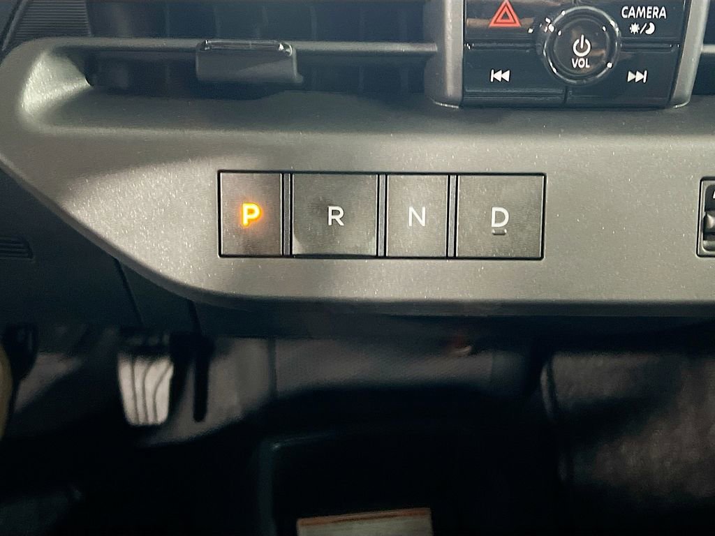 New 2026 Nissan Leaf SV+ w/ Illuminated Package FWD image 17