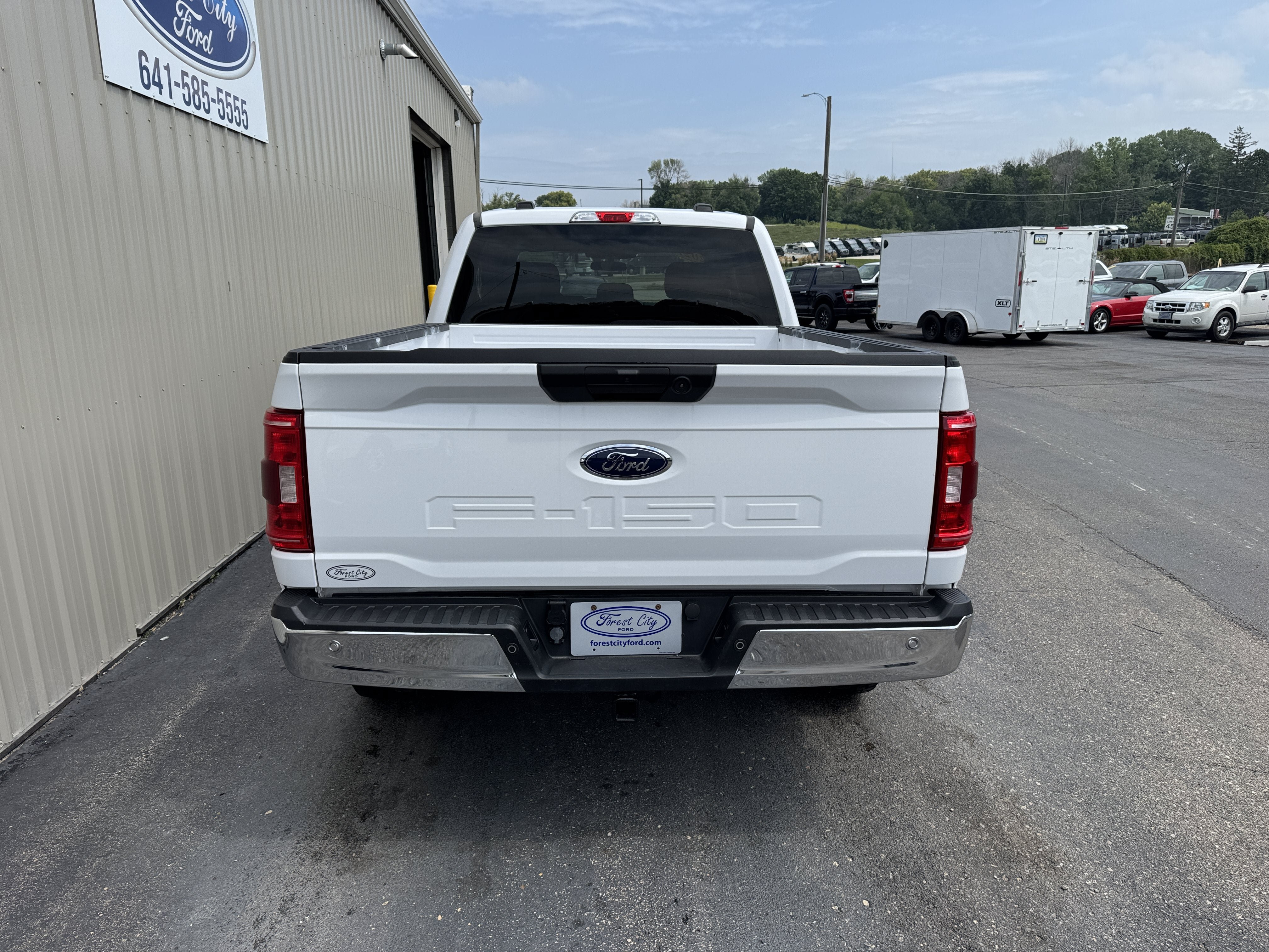 Used 2021 Ford F150 XLT w/ Max Trailer Tow Package AWD/4WD image 4