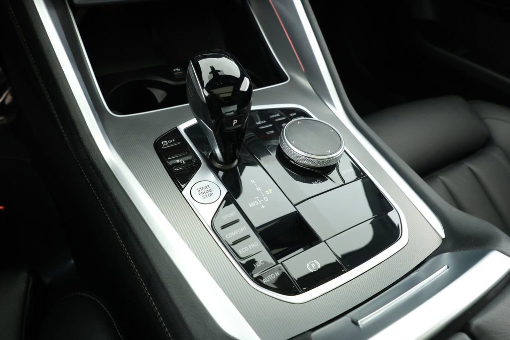 Used 2022 BMW X6 xDrive40i image 15