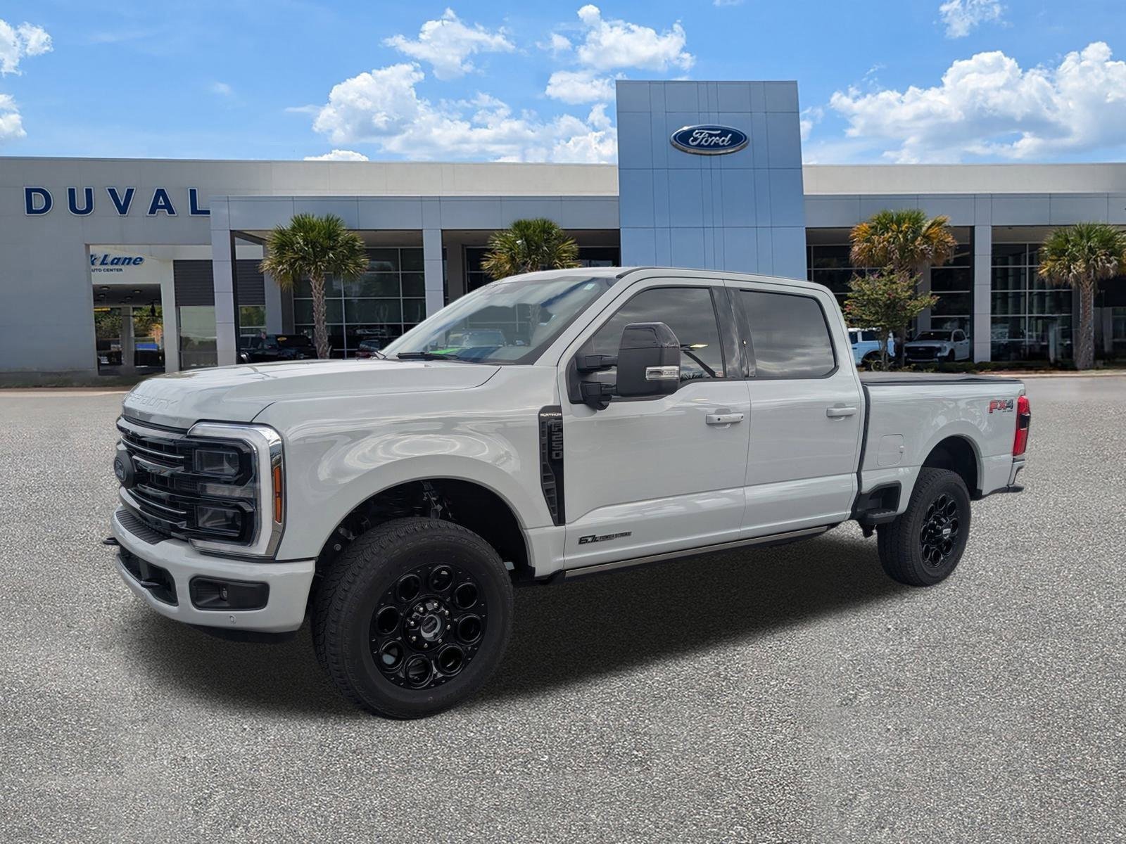 Used 2025 Ford F250 Platinum w/ FX4 Off-Road Package image 8