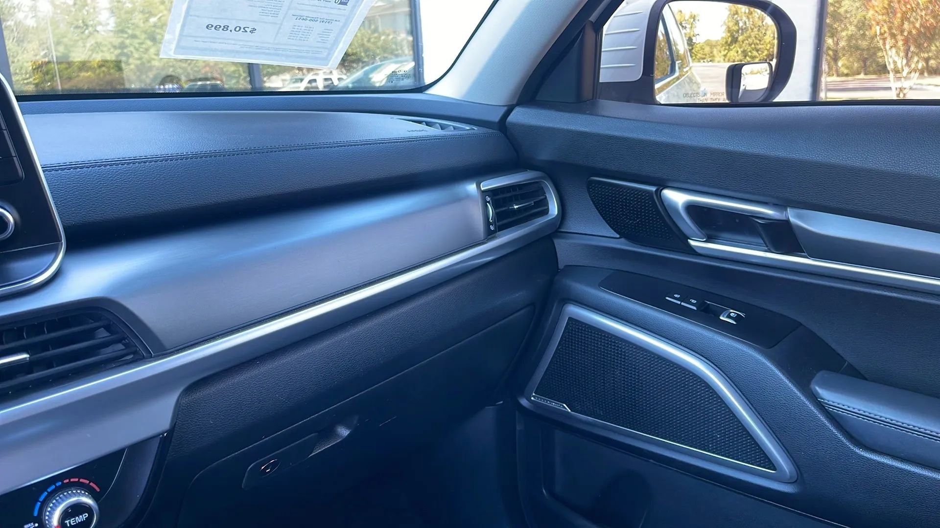 Used 2020 Kia Telluride S w/ S 8 Passenger Seating Package image 16