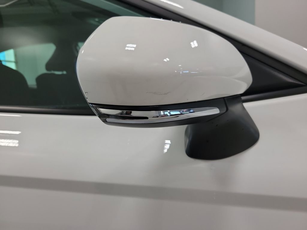 Used 2025 Toyota Camry LE FWD image 23