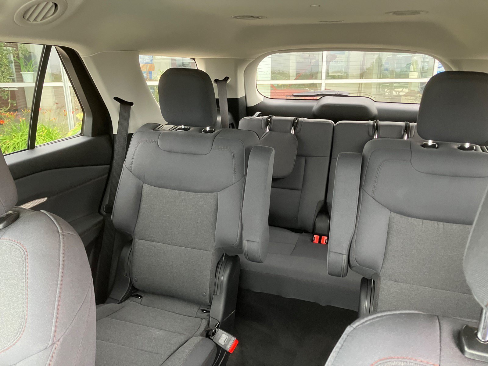 Used 2026 Ford Explorer Active AWD/4WD image 23