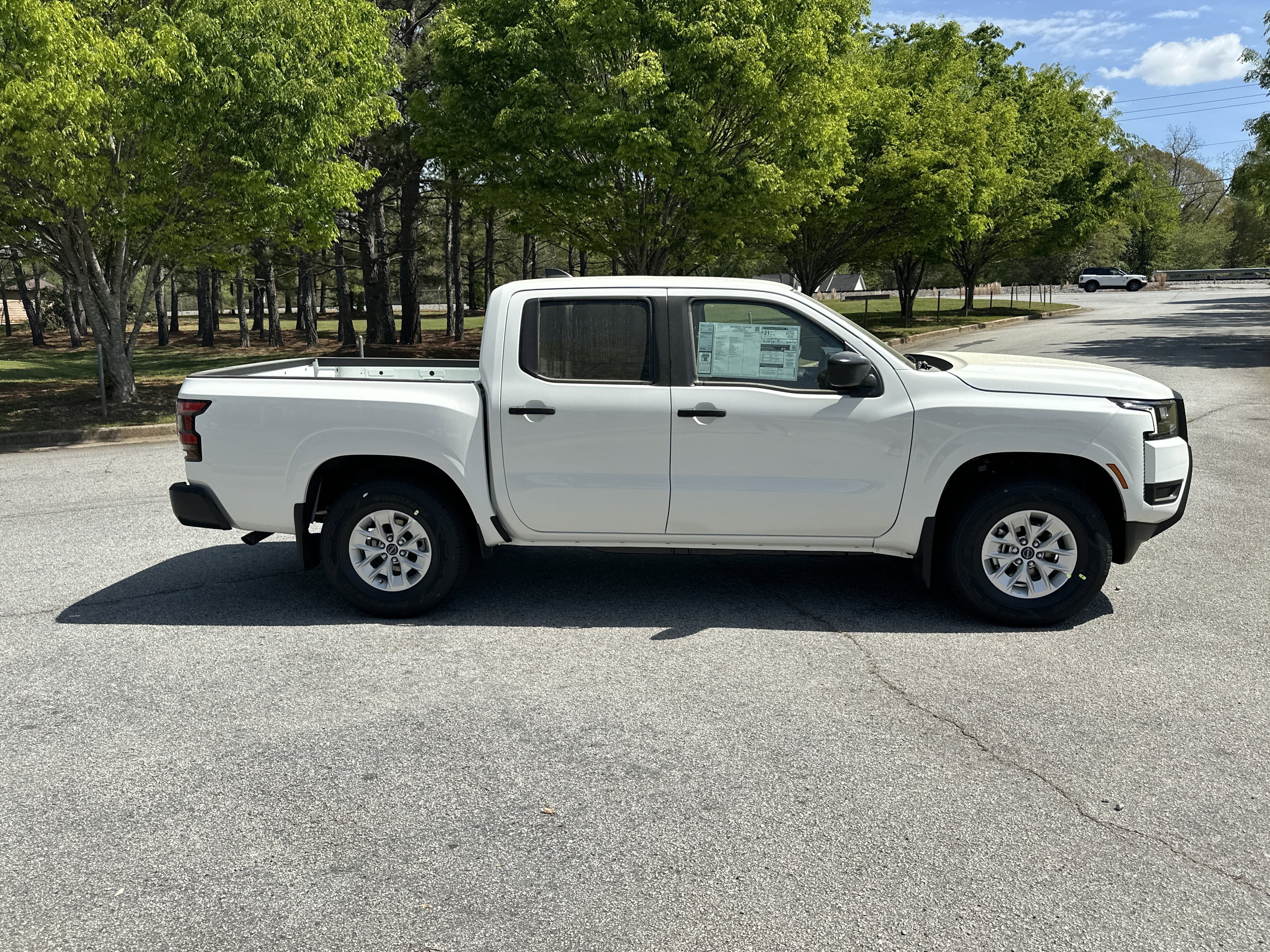 New 2026 Nissan Frontier S image 4