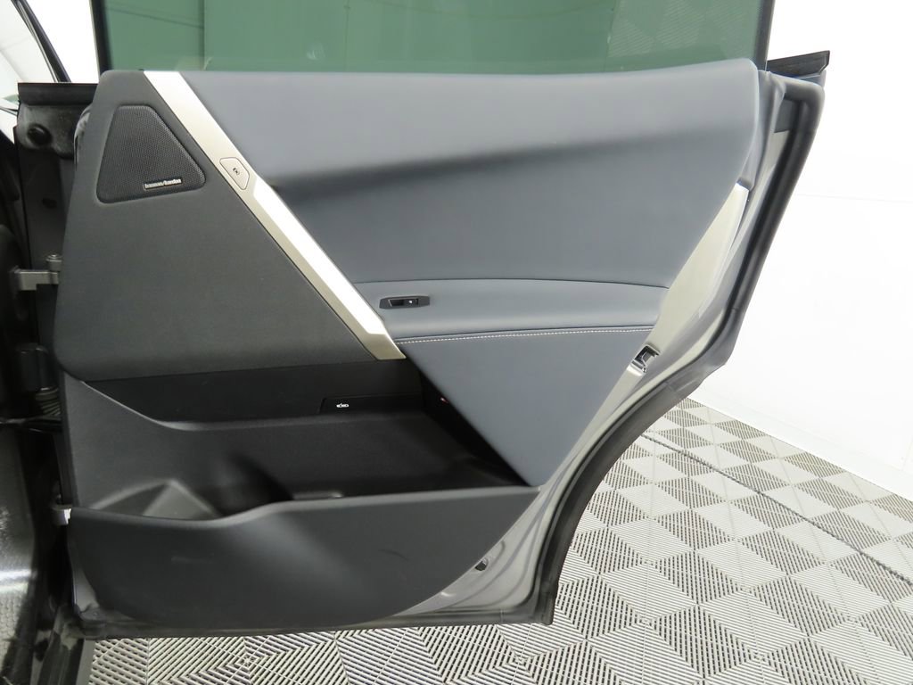 Certified 2023 BMW iX xDrive50 w/ Ultimate Package 2 image 26