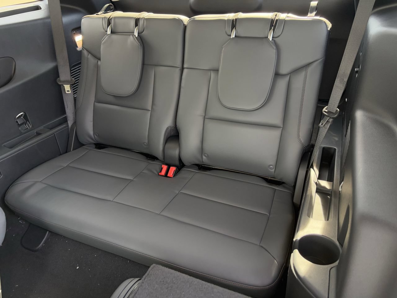 New 2026 Ford Explorer Active w/ Active Comfort Package RWD image 26