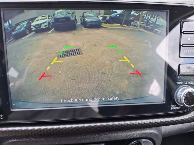 Used 2021 Nissan Kicks SV FWD image 13