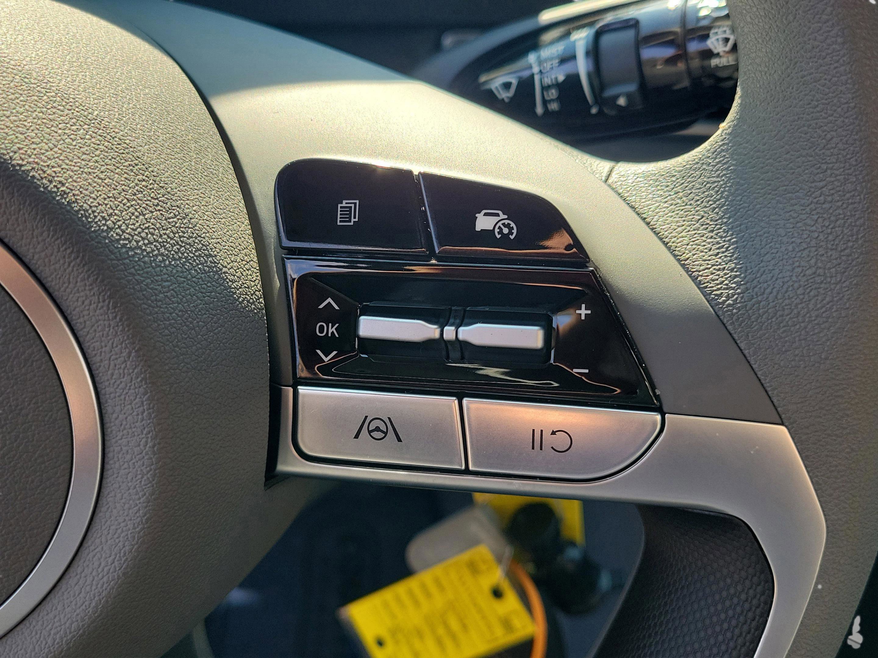 New 2026 Hyundai Elantra SE image 14