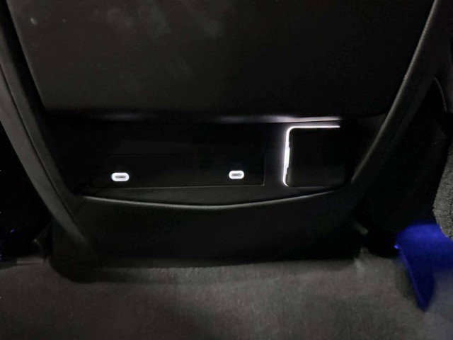 Used 2021 Cadillac Escalade Luxury image 54