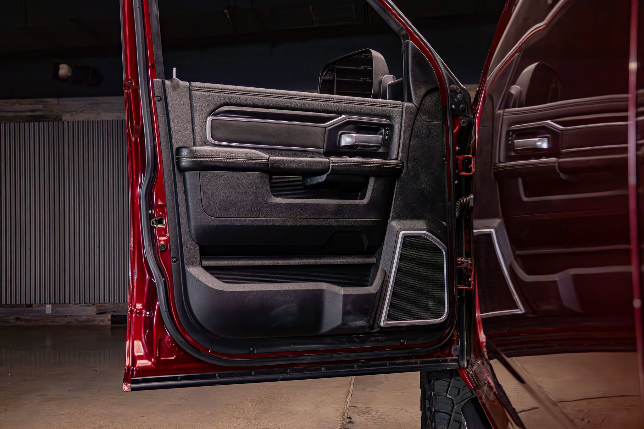 Used 2021 RAM 2500 Laramie w/ Night Edition AWD/4WD image 29