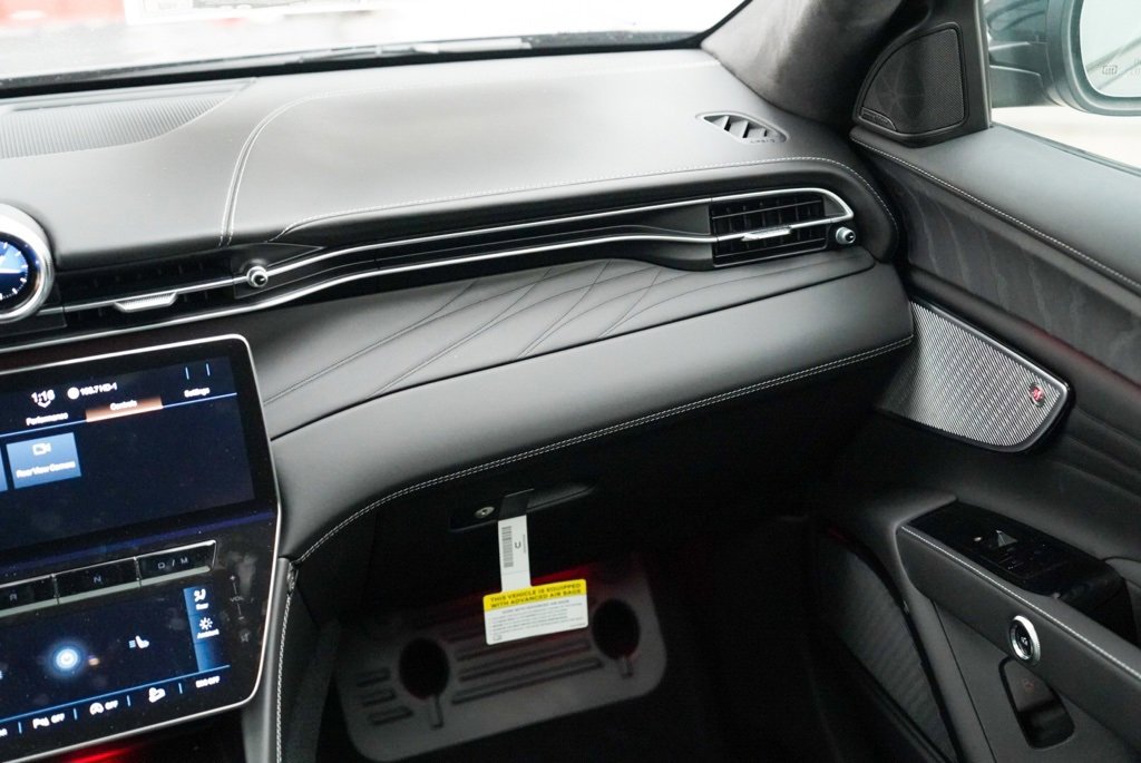 New 2025 Maserati Grecale Modena image 28