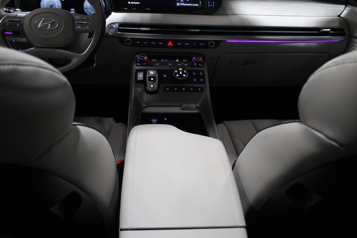 Used 2025 Hyundai Palisade Calligraphy AWD/4WD image 33