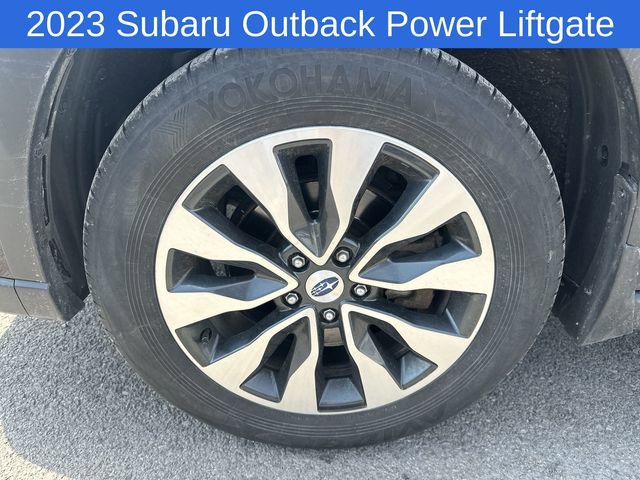 Used 2023 Subaru Outback Touring AWD/4WD image 27