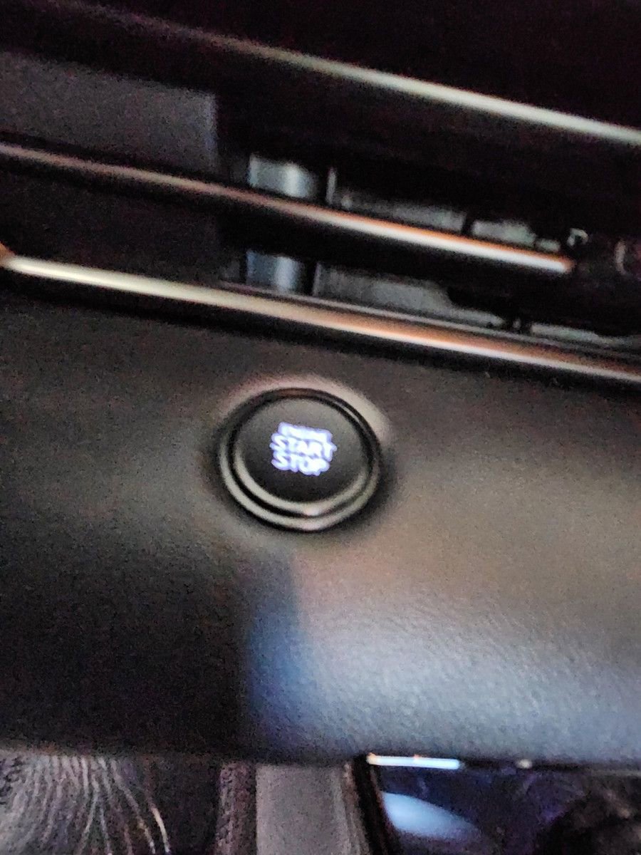 Certified 2025 Hyundai Elantra Sport image 16