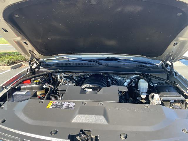 Used 2017 Chevrolet Tahoe LT w/ Luxury Package image 12