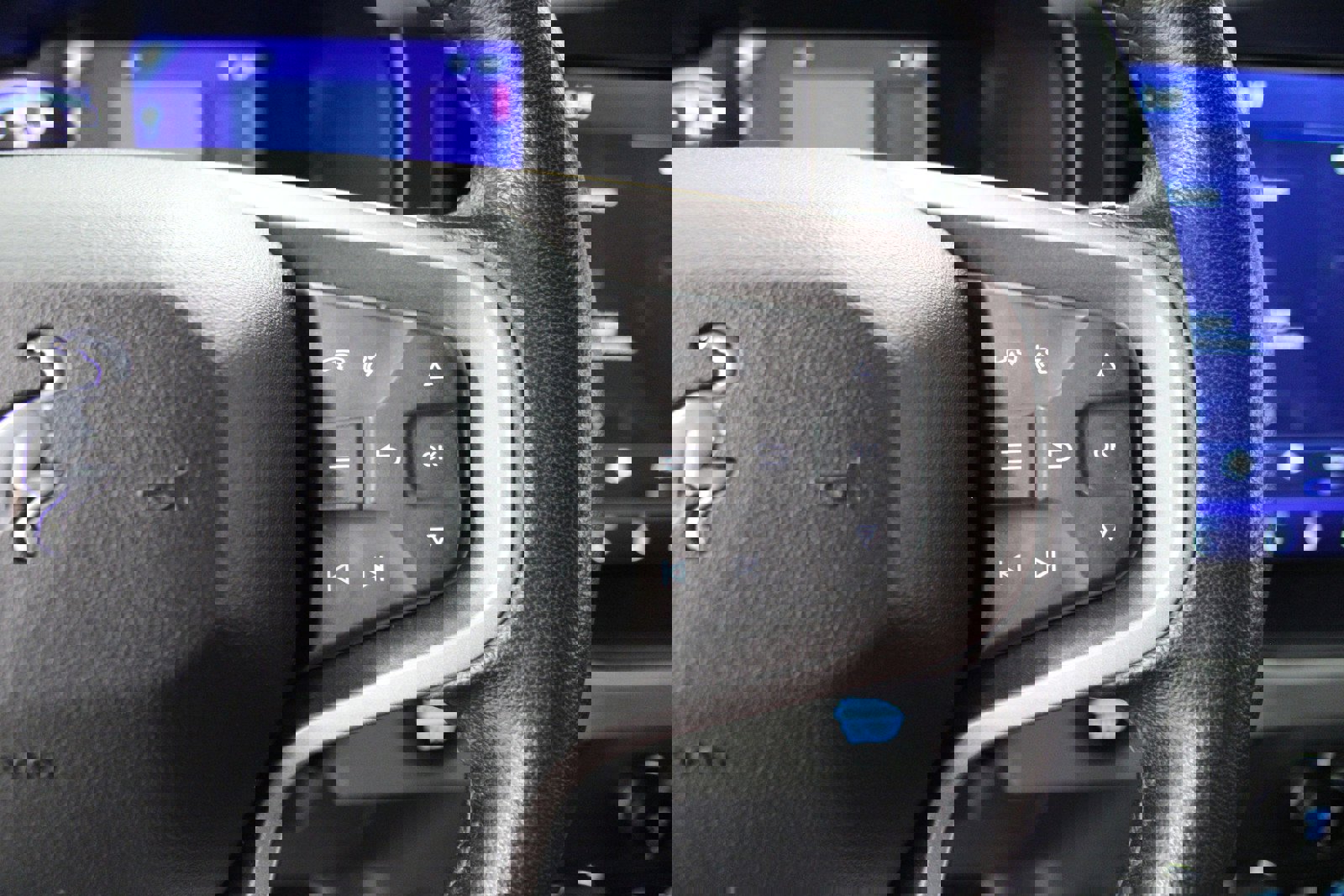 Used 2023 Ford Bronco Badlands image 19