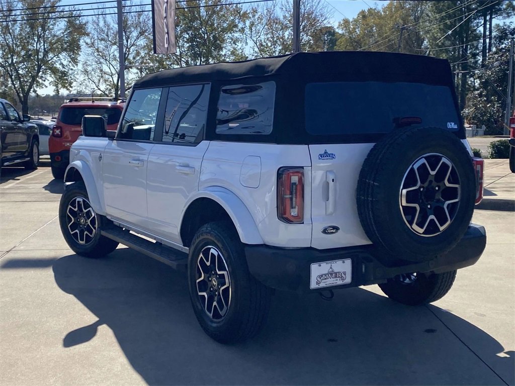 Used 2024 Ford Bronco Outer Banks image 6