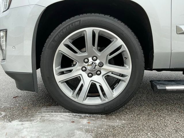 Used 2019 Cadillac Escalade Premium Luxury image 17
