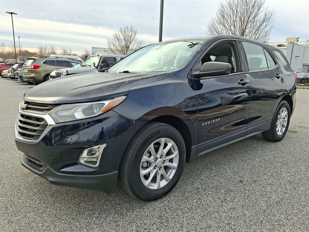 Used 2020 Chevrolet Equinox LS image 3