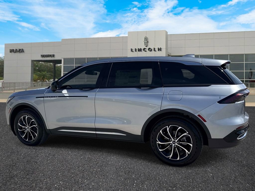 New 2026 Lincoln Nautilus Premier w/ Equipment Group 102A AWD/4WD image 5