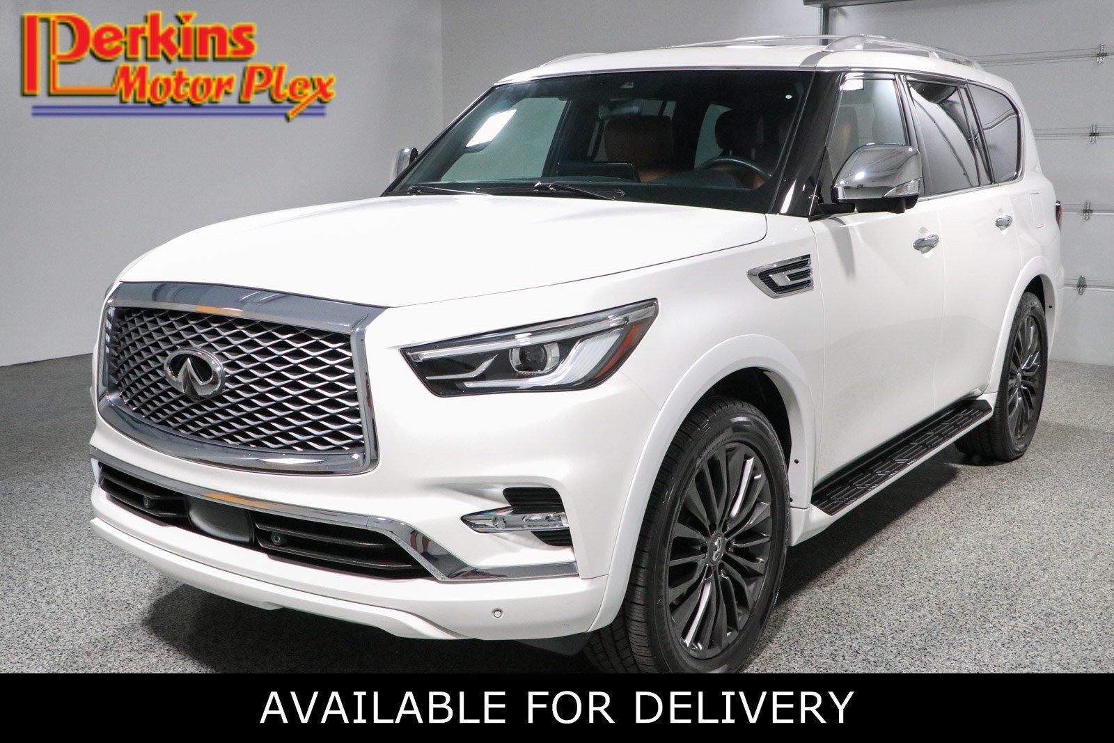 Used 2023 INFINITI QX80 Sensory w/ Cargo Package AWD/4WD image 1