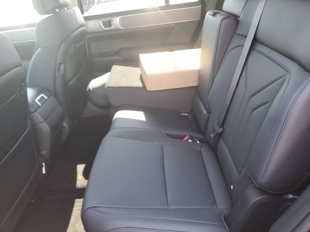 New 2027 Hyundai Santa Fe SEL AWD/4WD image 12