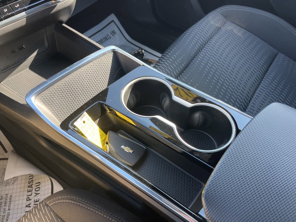 Used 2025 Chevrolet Equinox LT image 19