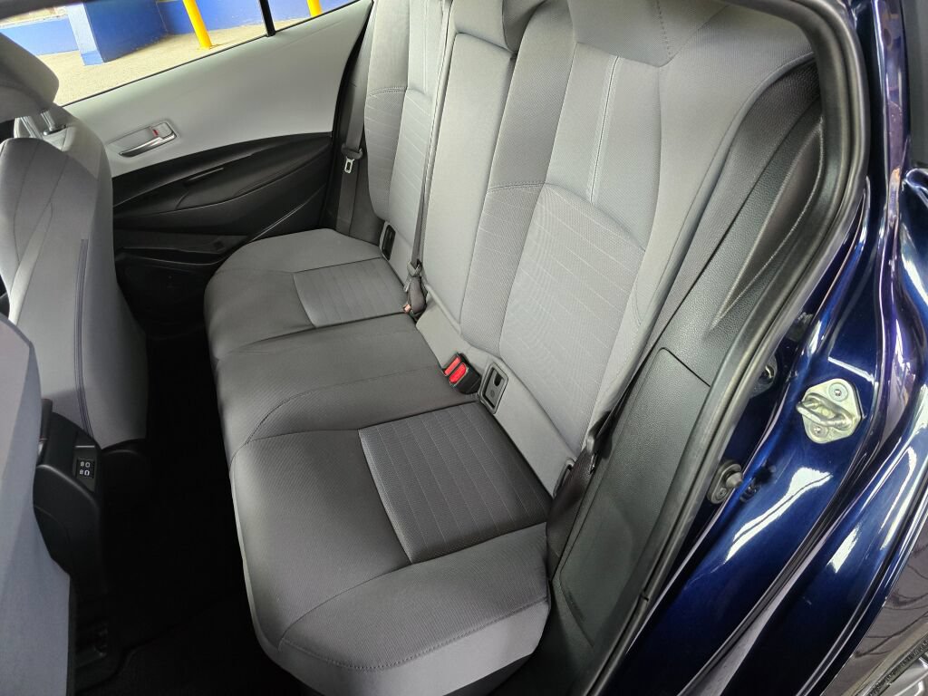 Used 2024 Toyota Corolla SE w/ SE Package FWD image 19