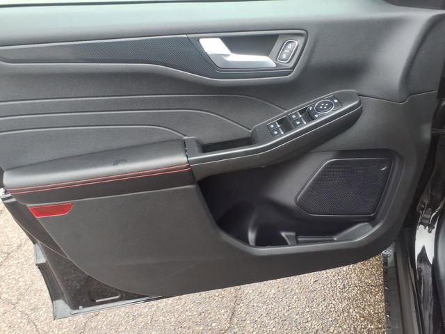 Certified 2024 Ford Escape ST-Line w/ Tech Pack #1 image 15