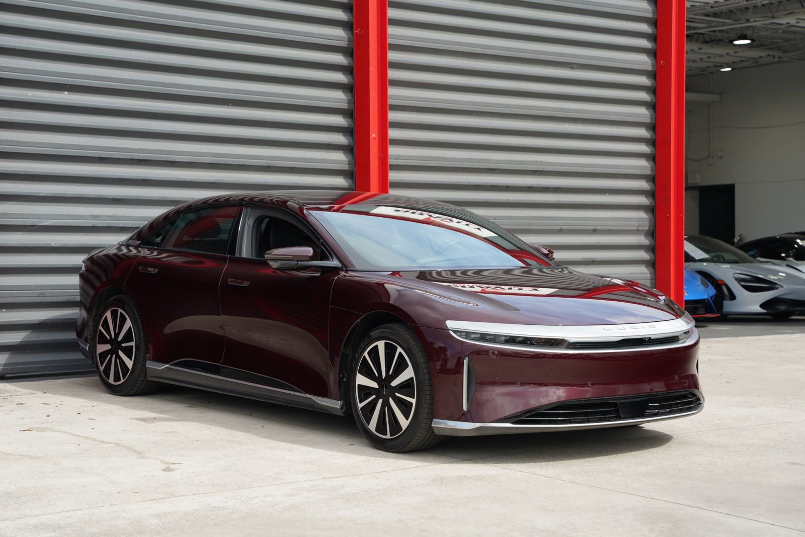 Used 2024 Lucid Air Touring image 3