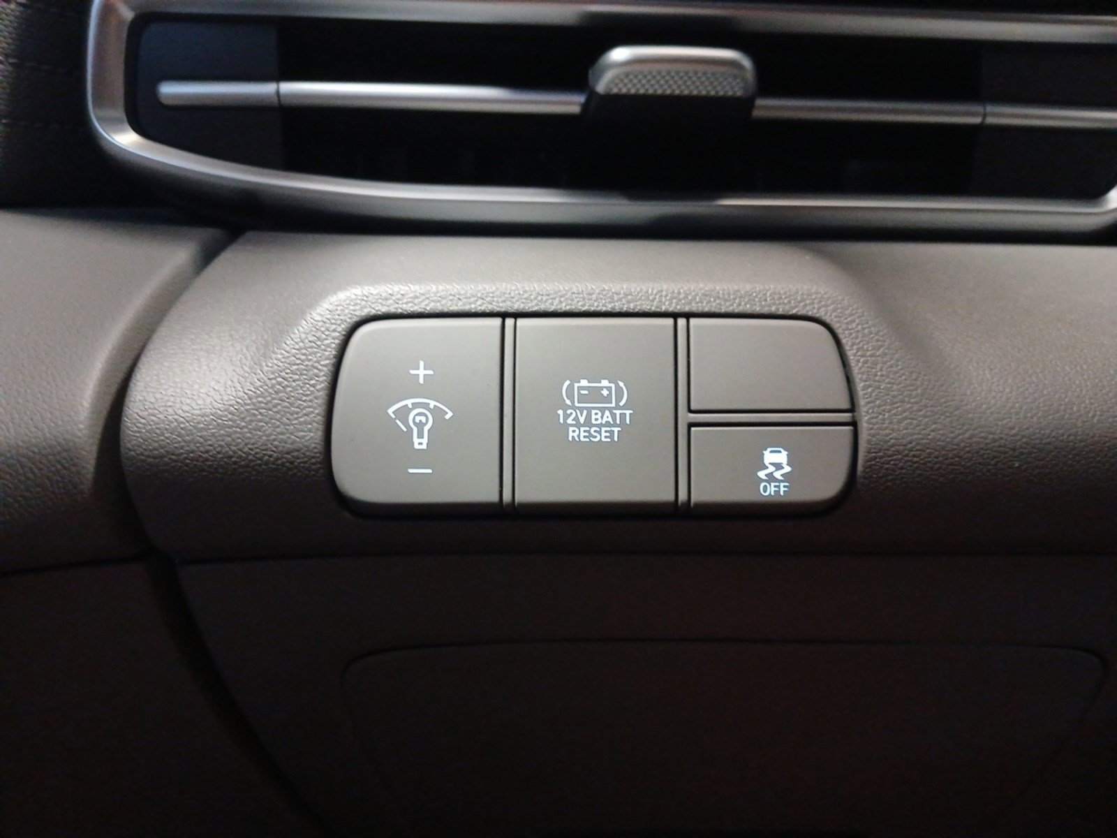 New 2025 Hyundai Elantra Blue image 22