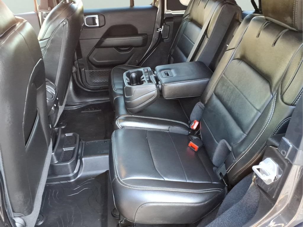Used 2021 Jeep Wrangler Unlimited Sahara AWD/4WD image 22