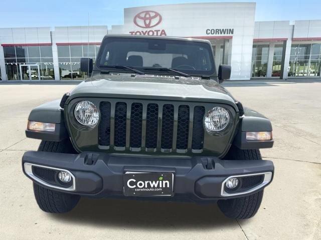 Used 2022 Jeep Gladiator Sport AWD/4WD image 18