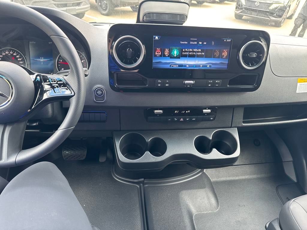 New 2025 Mercedes-Benz Sprinter 2500 image 17