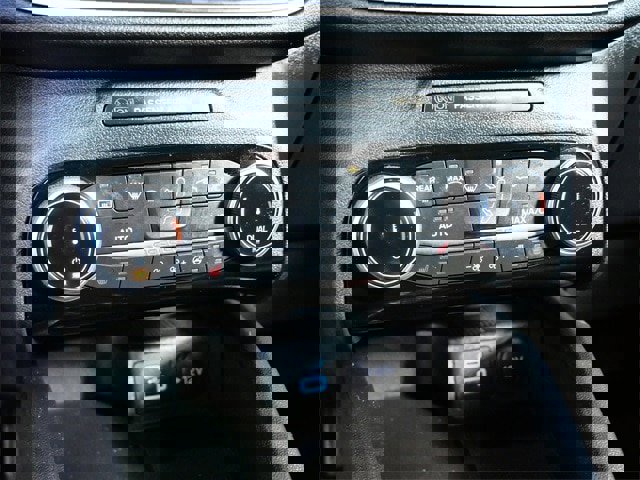 Certified 2022 Ford Escape SE w/ Convenience Package image 19