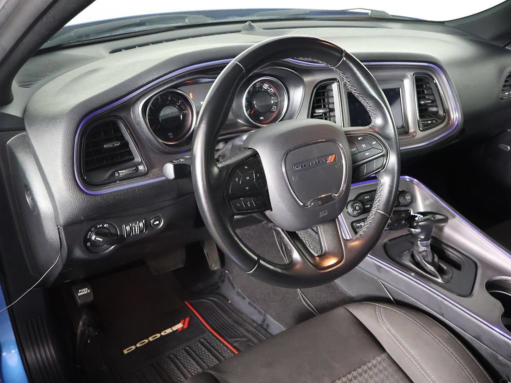 Used 2023 Dodge Challenger SXT RWD image 21