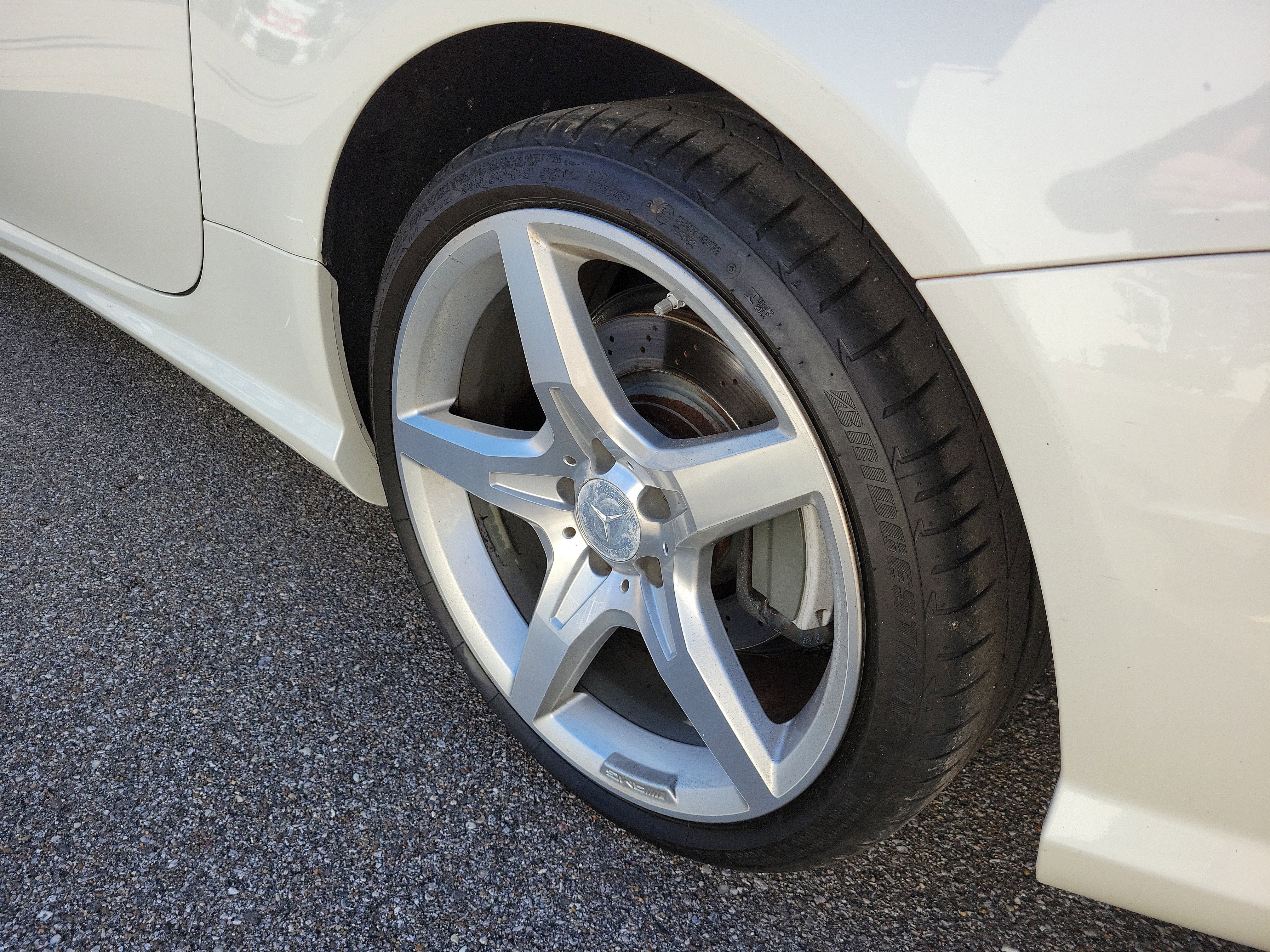 Used 2014 Mercedes-Benz SL 550 image 26