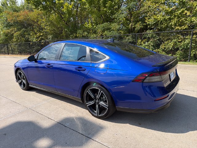Certified 2025 Honda Accord Sport image 3