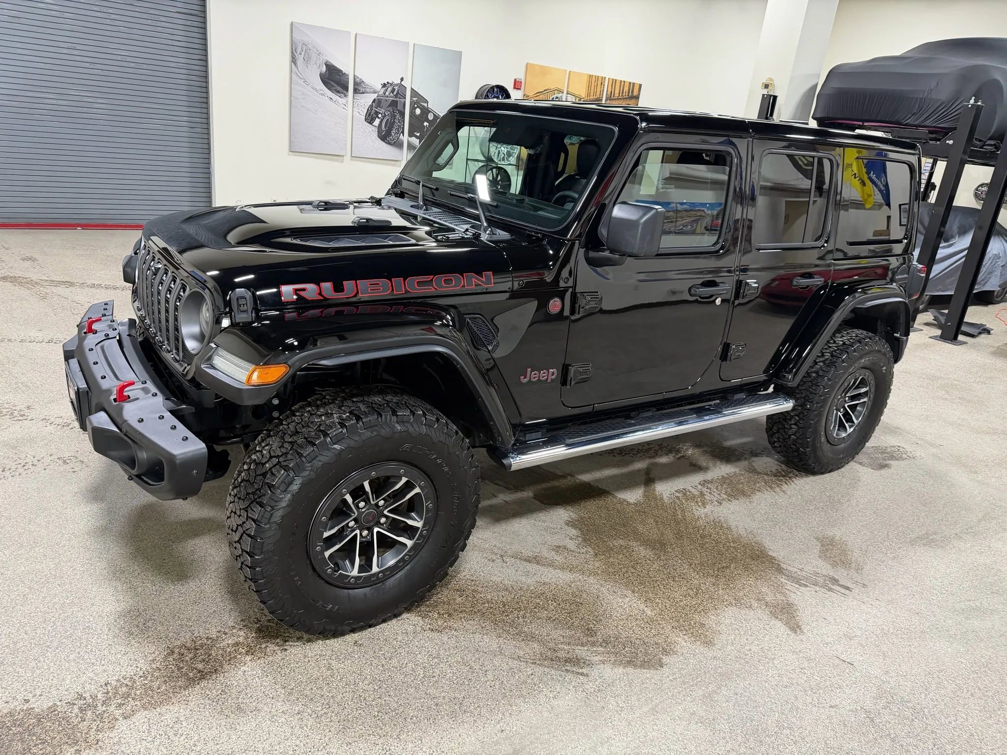 Used 2024 Jeep Wrangler Unlimited Rubicon image 10