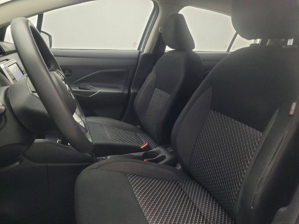Used 2020 Nissan Versa S FWD image 17