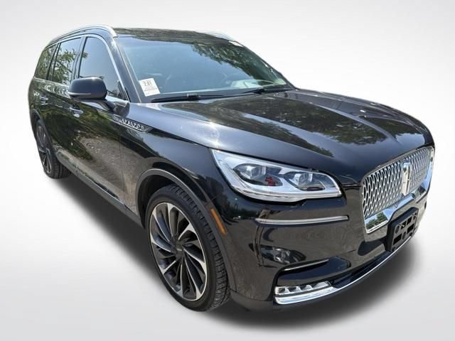 Used 2020 Lincoln Aviator Reserve w/ Equipment Group 202A AWD/4WD image 12
