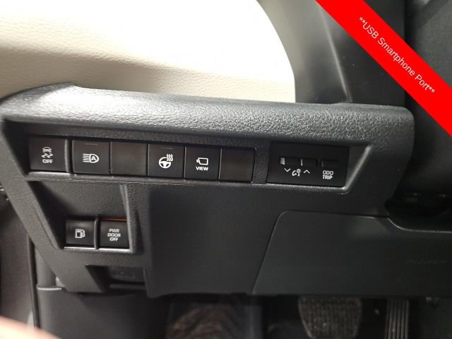 Used 2023 Toyota Sienna Platinum image 19