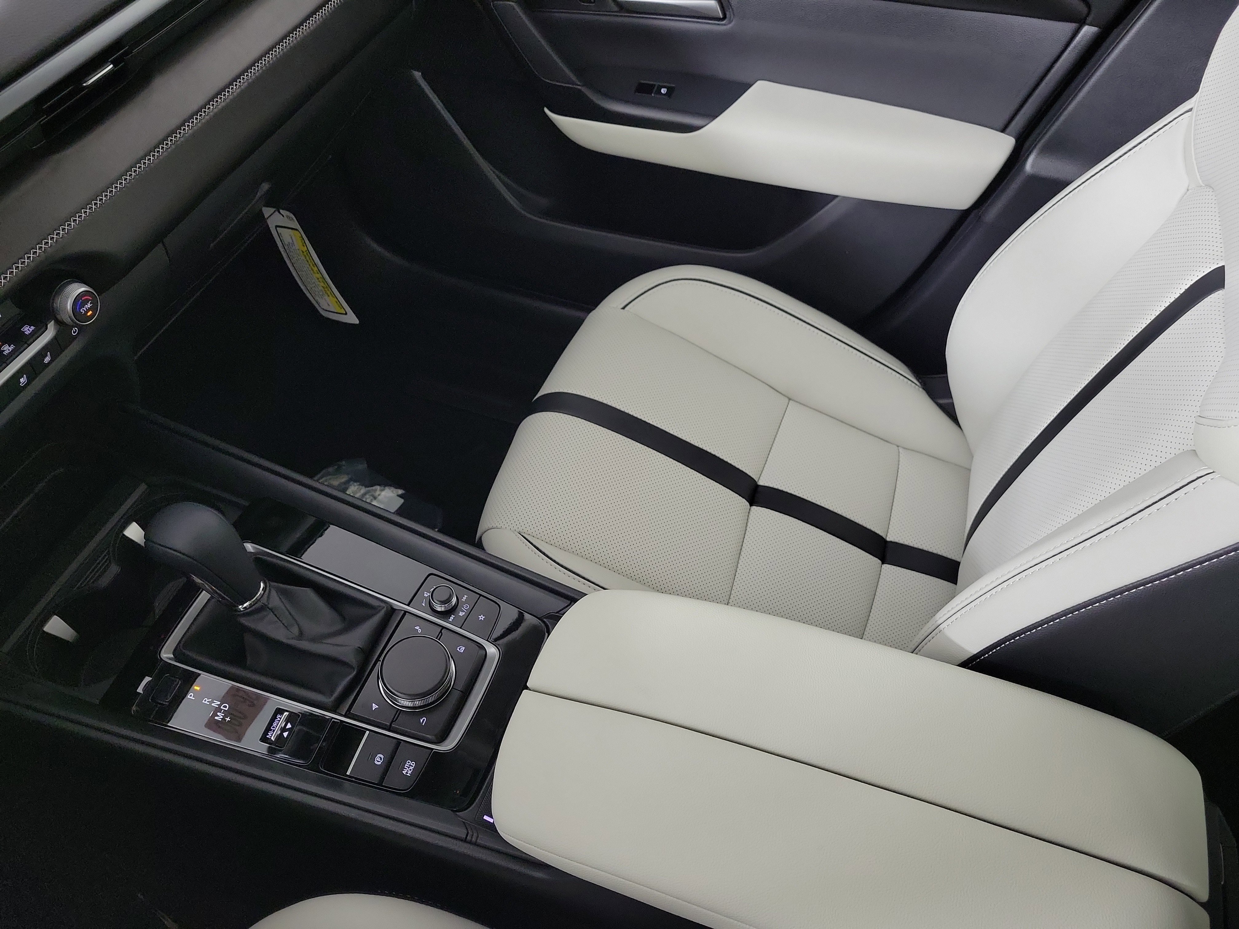 New 2026 MAZDA CX-50 AWD 2.5 S w/ Premium Package image 25