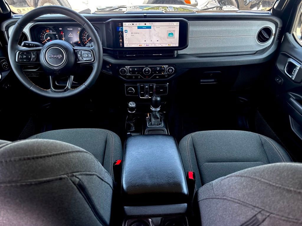 Used 2024 Jeep Wrangler Unlimited Sport AWD/4WD image 14