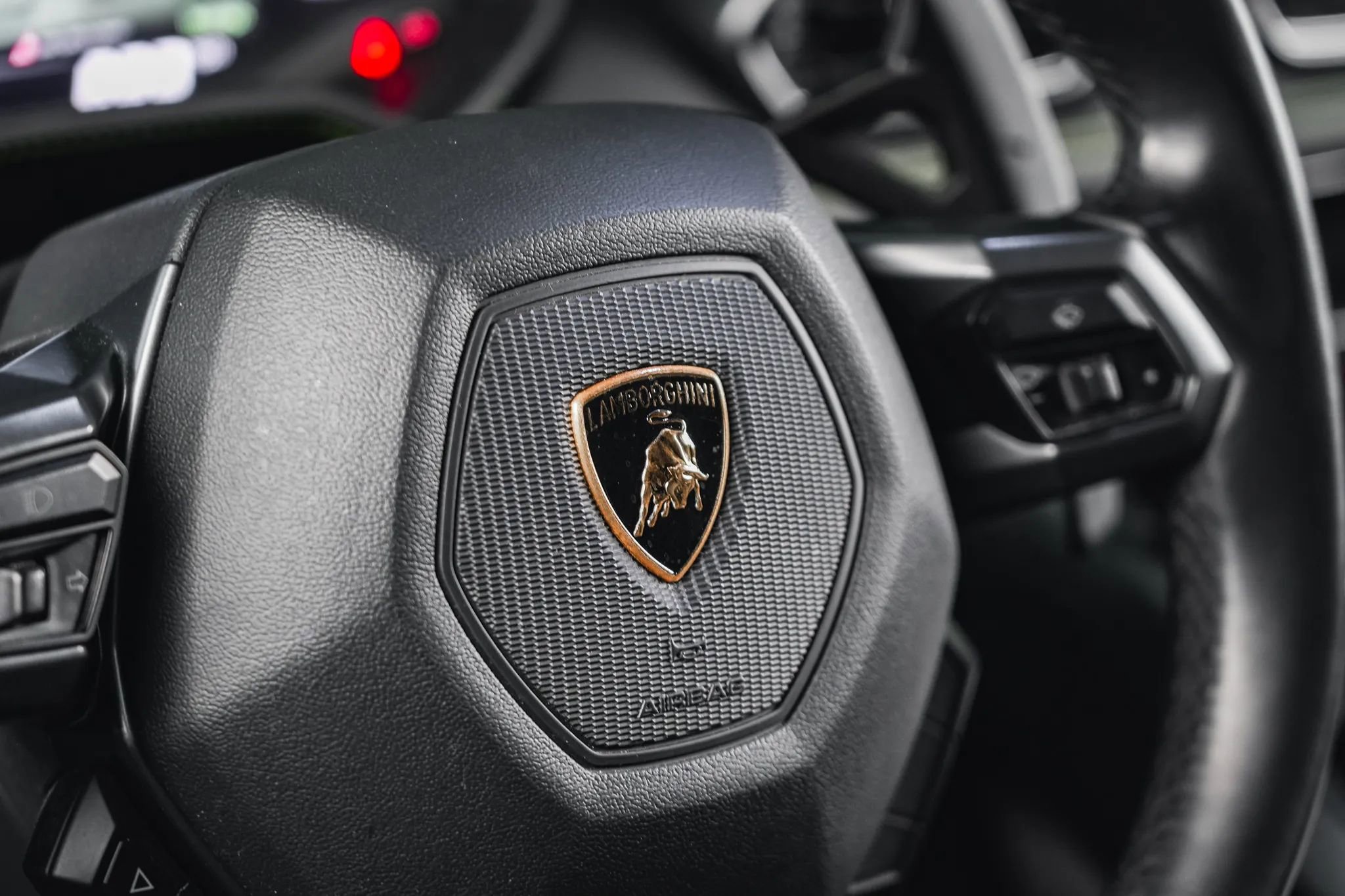Used 2015 Lamborghini Huracan LP 610-4 image 39