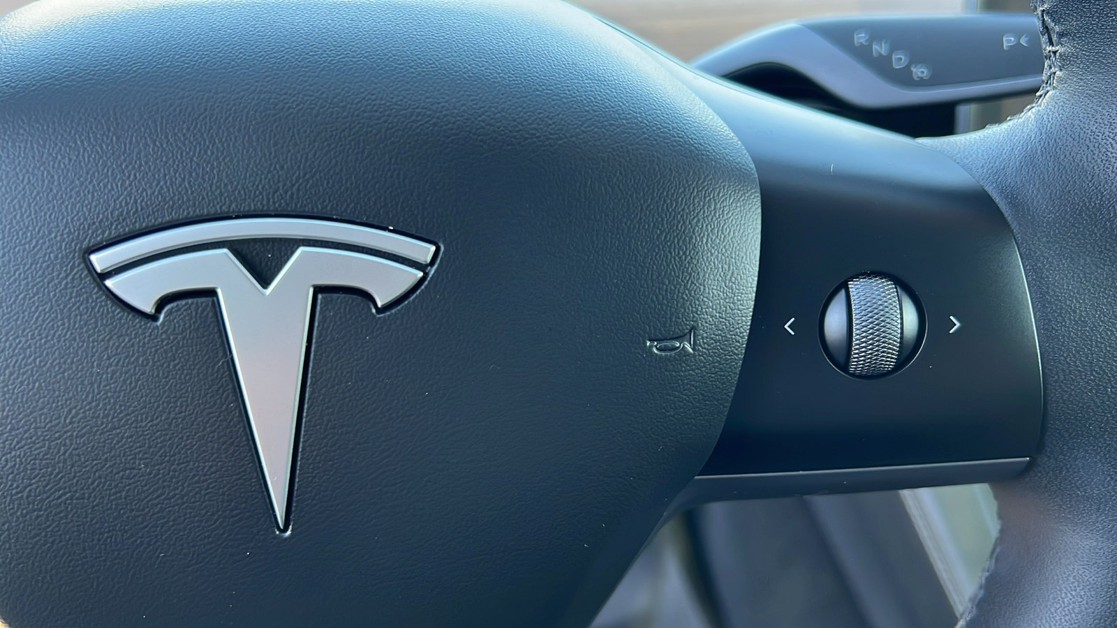 Used 2023 Tesla Model Y Long Range AWD/4WD image 25