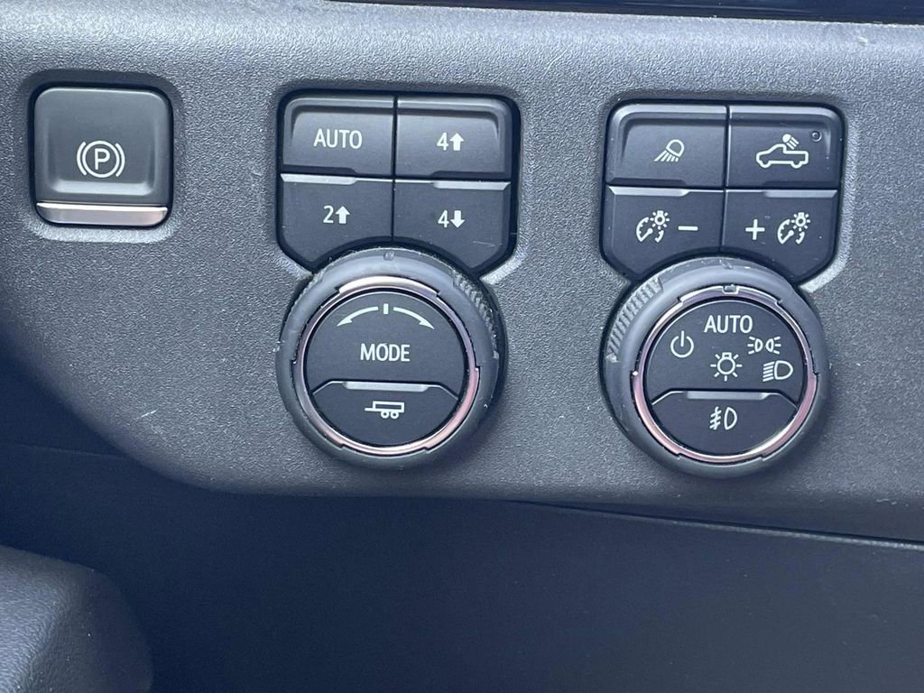 Used 2022 Chevrolet Silverado 1500 LT Trail Boss w/ LT Trail Boss Premium Package image 33