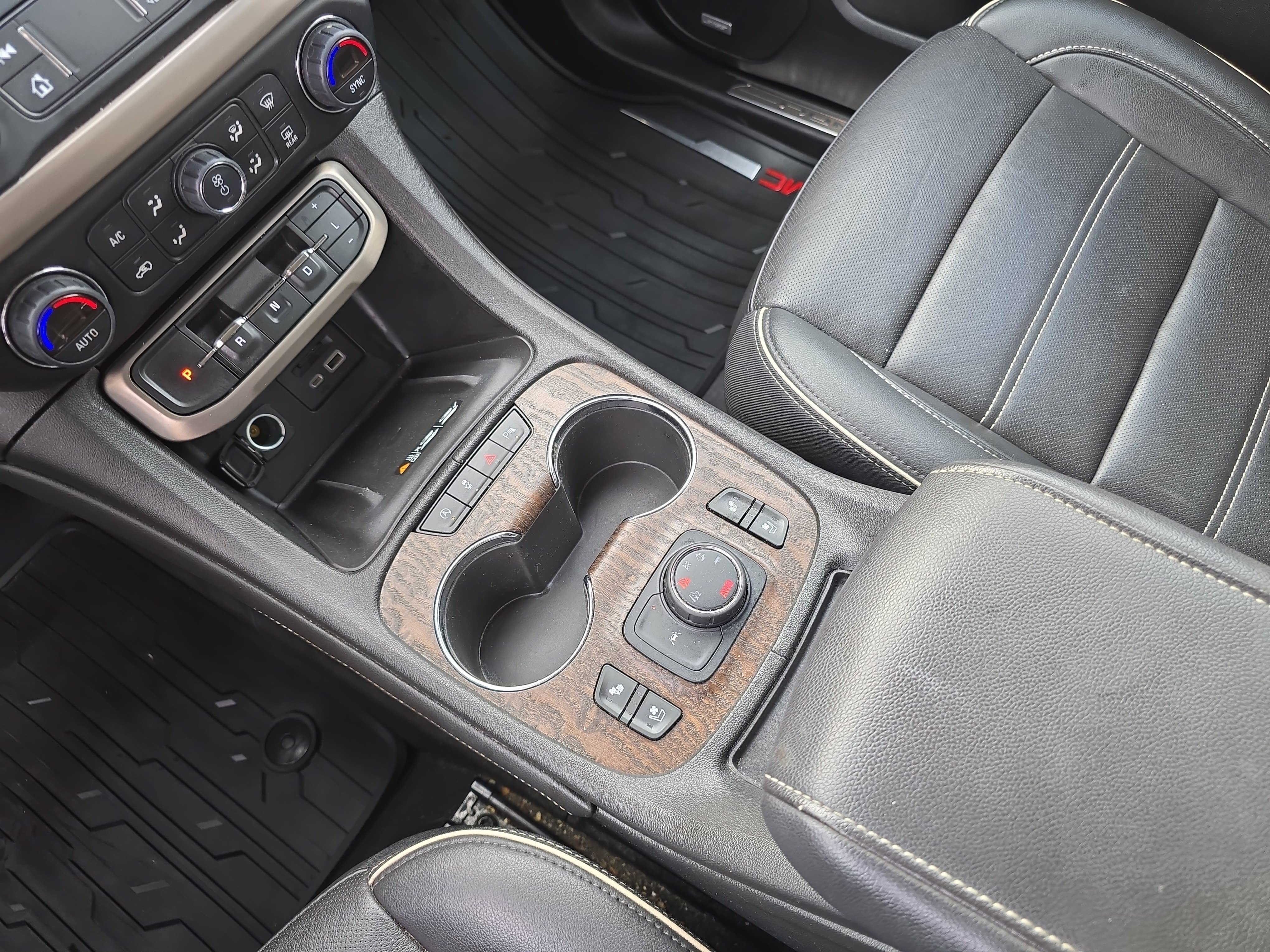 Used 2021 GMC Acadia Denali w/ Trailering Package image 22