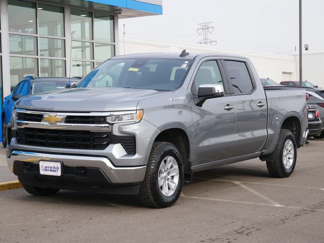 Used 2025 Chevrolet Silverado 1500 LT image 2